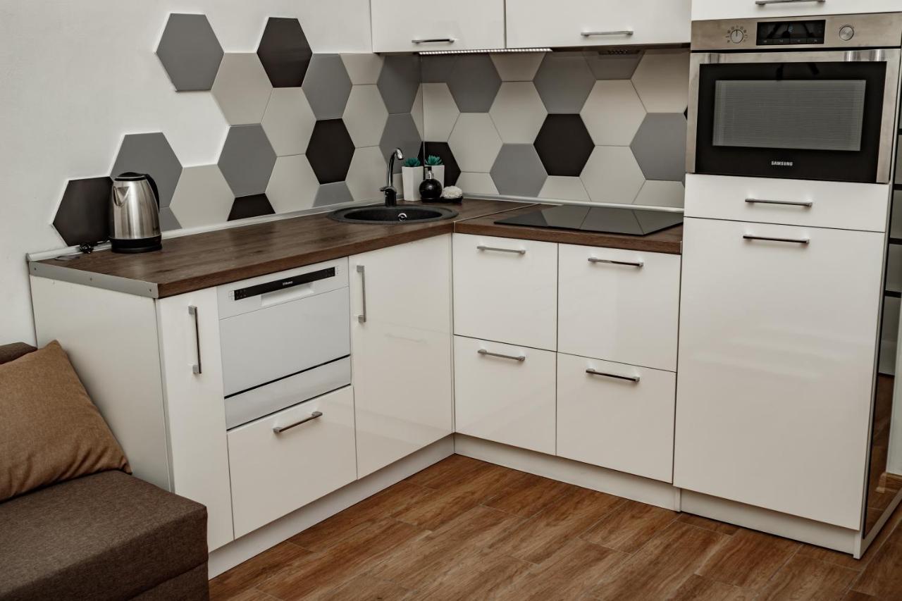 Loft Apartment Лвив Екстериор снимка