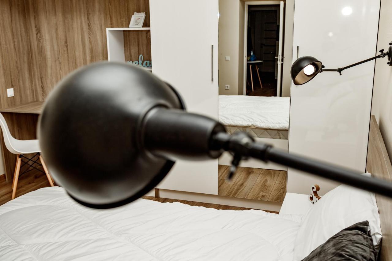 Loft Apartment Лвив Екстериор снимка