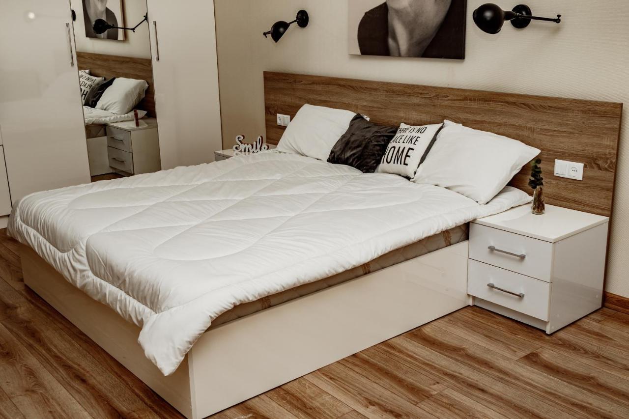 Loft Apartment Лвив Екстериор снимка