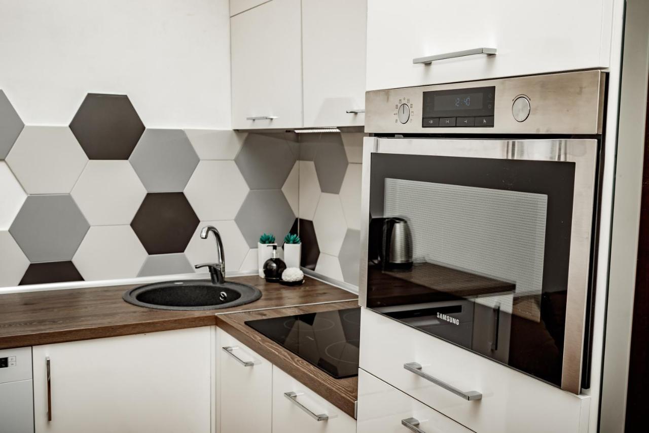 Loft Apartment Лвив Екстериор снимка