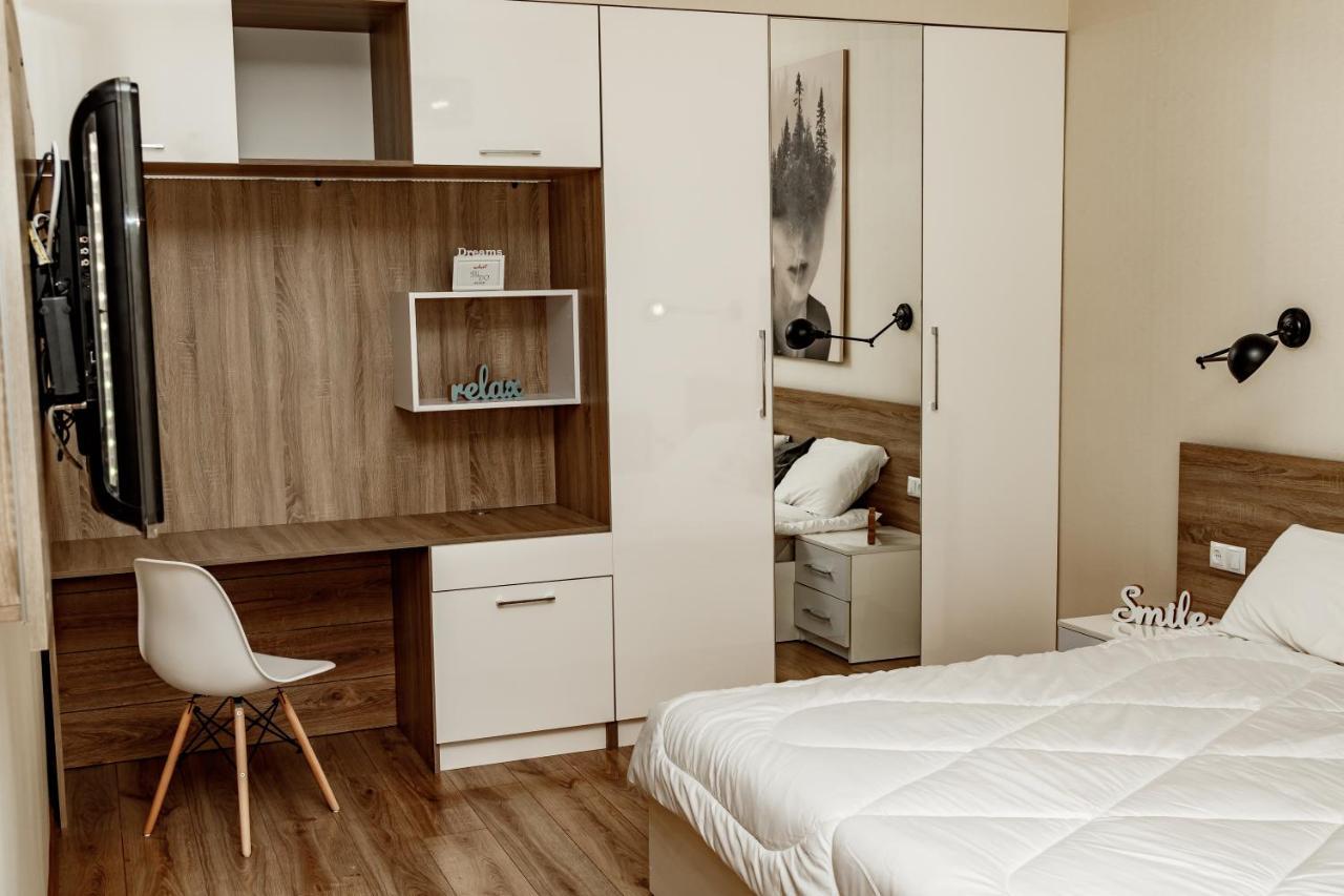 Loft Apartment Лвив Екстериор снимка